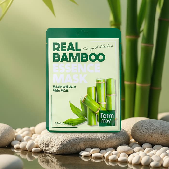 Mặt nạ Farmstay Real Bamboo Essence giữa khung cảnh tre và đá cuội